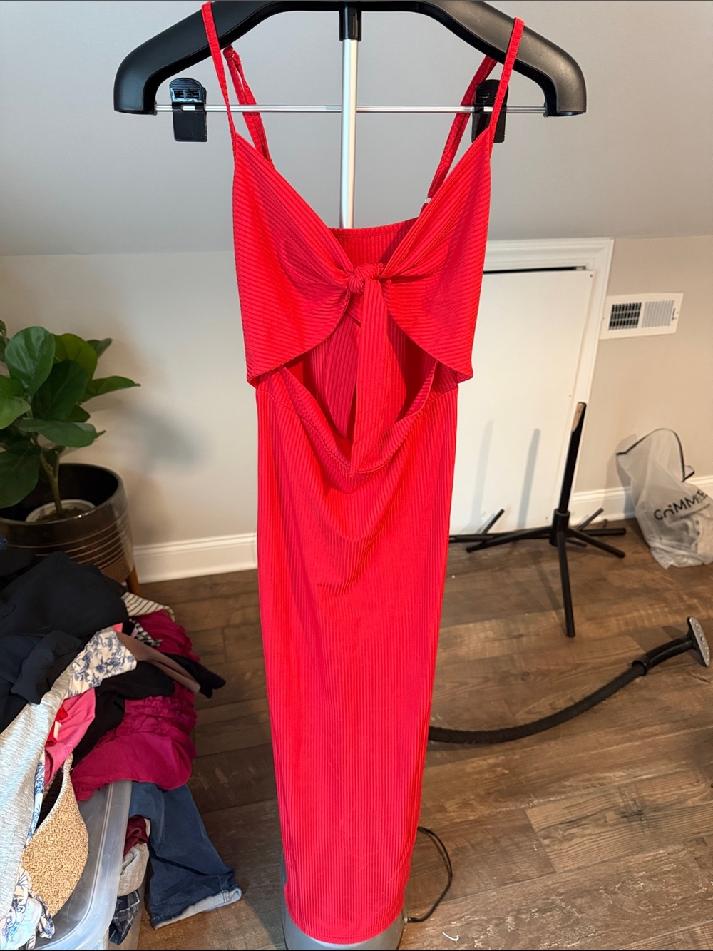 Knot-Front Red Ribbed Midi Dress
